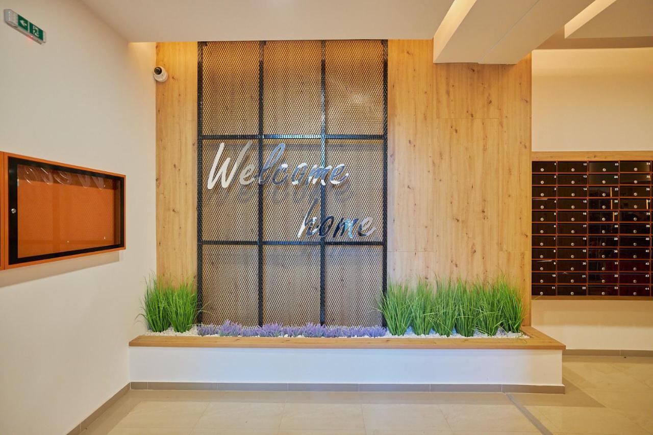 Luxury Cozy Apartments Palas Mall Centru Jászvásár Kültér fotó